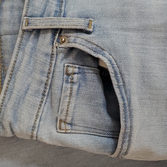 Levis Womens 721 High Rise Skinny Blue Stretch Denim Jeans Size 26 Light Wash - Picture 2 of 16